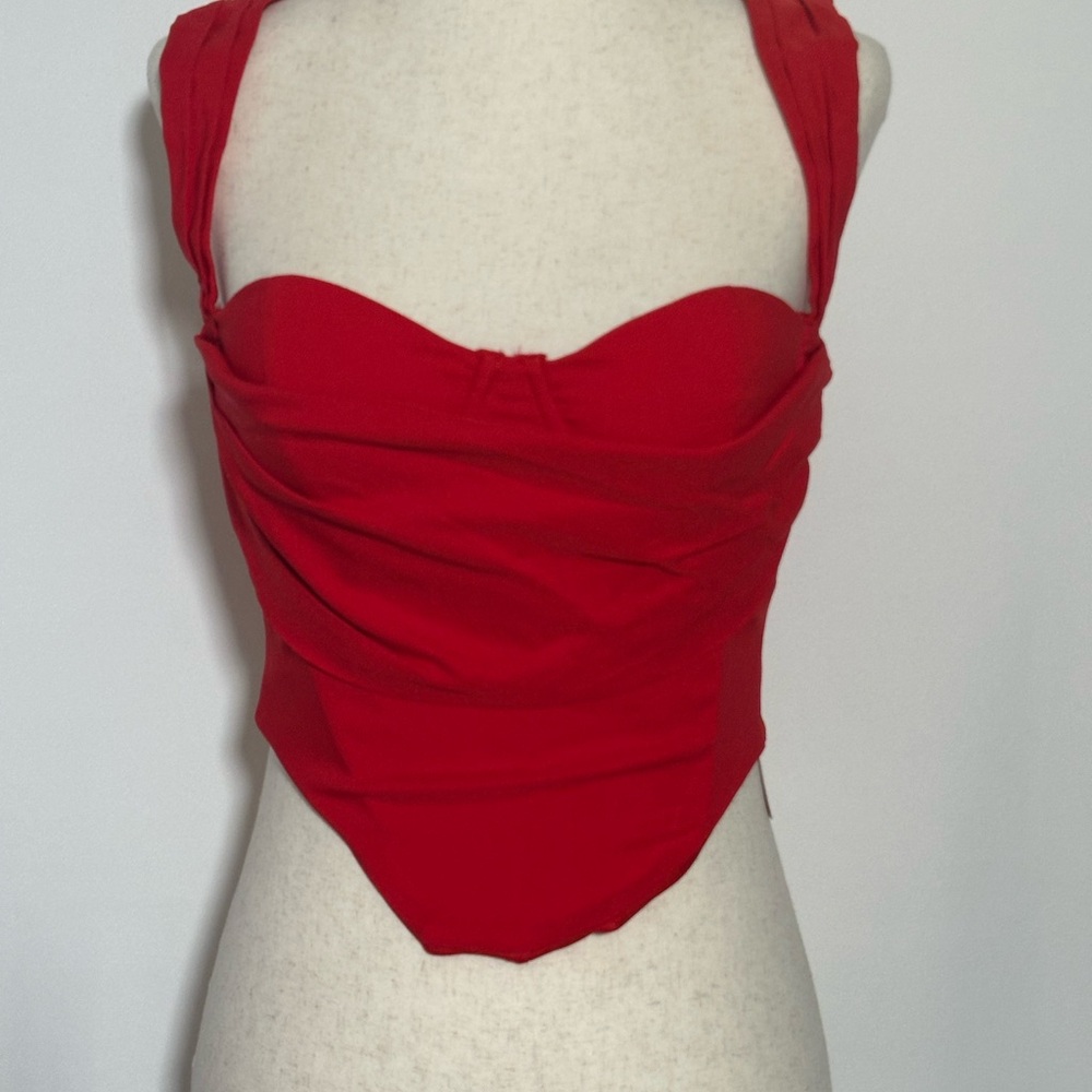 Red Sleeveless Top
